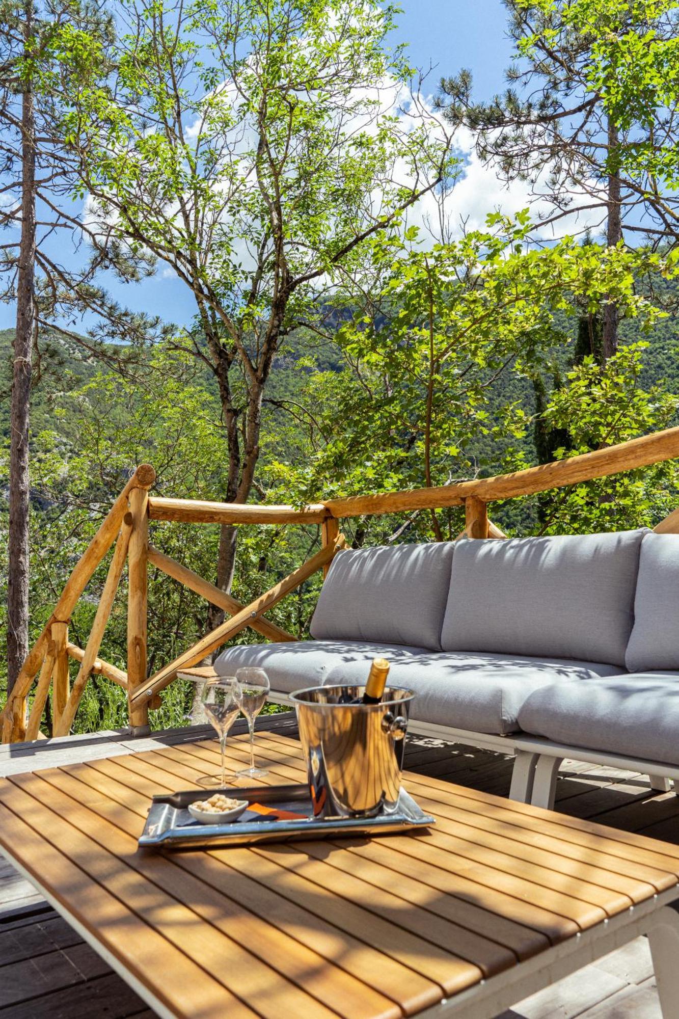 La Forestale Luxury Ecolodge Piano Terra- Appt Acqualagna Exteriér fotografie